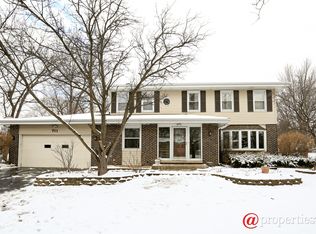 711 Elm Ct, Itasca, IL 60143