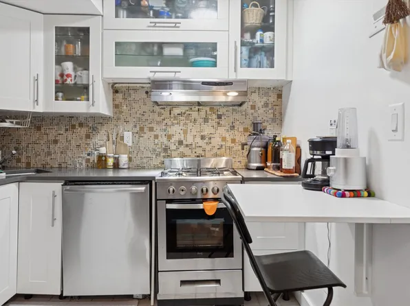 75-02 Austin Street image 6 of 15