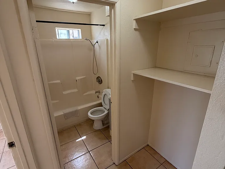 4056 Chamoune Ave #1 — Photo 9