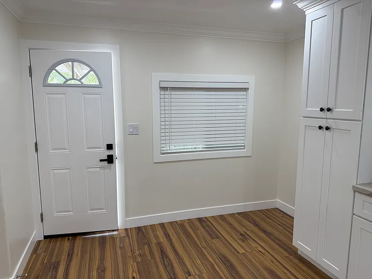 944 Beverly Rd — Photo 10