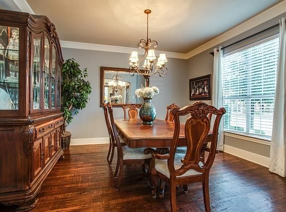 5th image of 12483 Waltham Dr