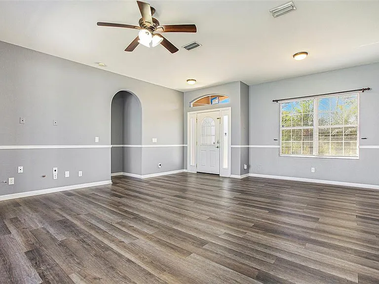 1858 Norvell Ave — Photo 36
