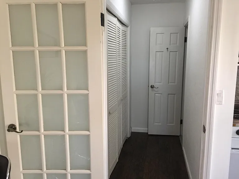 1943 Mayo St #1 — Photo 3