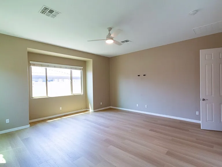 10317 E Catalyst Ave — Photo 16