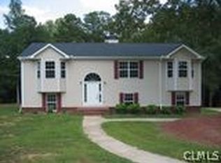 68 Thurmond Rd, Statham, GA 30666