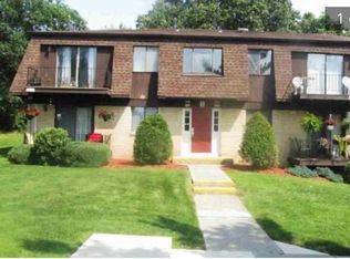 804 Cherry Hill Dr, Poughkeepsie, NY 12603