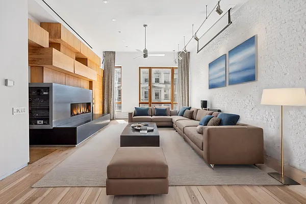 Rented by Sutton Park Realty LLC | media 11