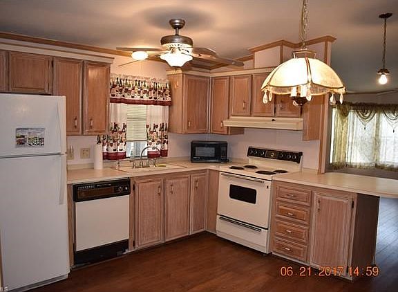 3rd image of 37 Oceans Blvd #37