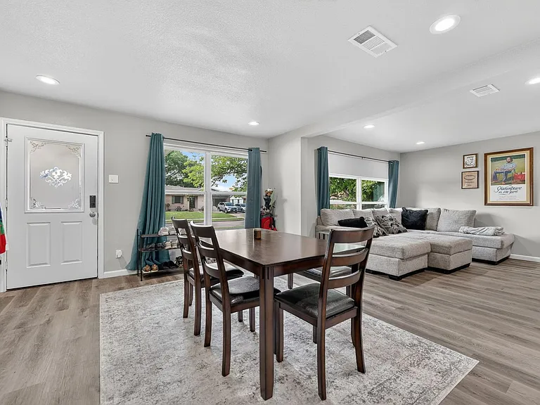 324 N Shore Pl — Photo 6