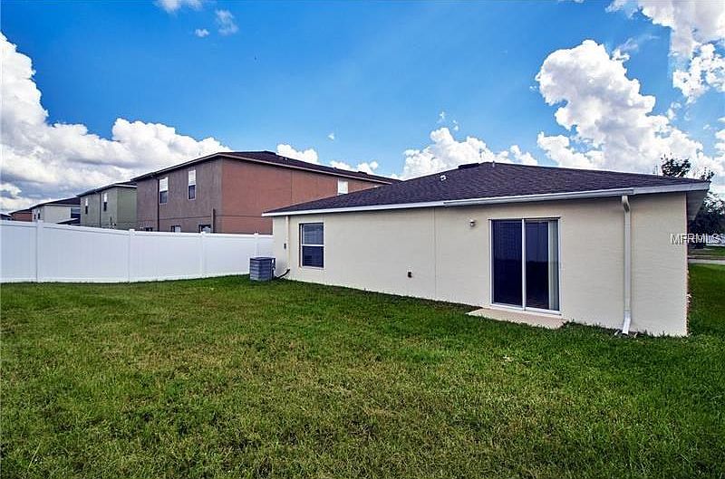 2nd image of 30849 Sonnet Glen Dr
