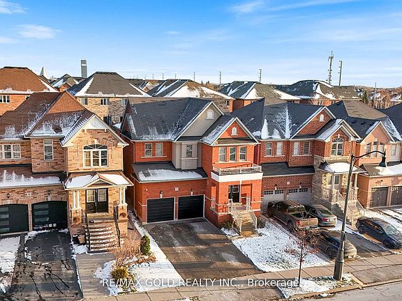 4th image of 7 Gardenbrooke Trl