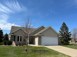 12400 Wedgewood Pl NW, Coon Rapids, MN 55433