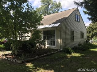 417 Cosby Rd, Utica, NY 13502