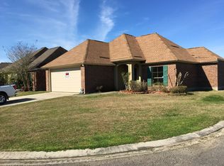 40380 Creekway Cove Ct, Gonzales, LA 70737