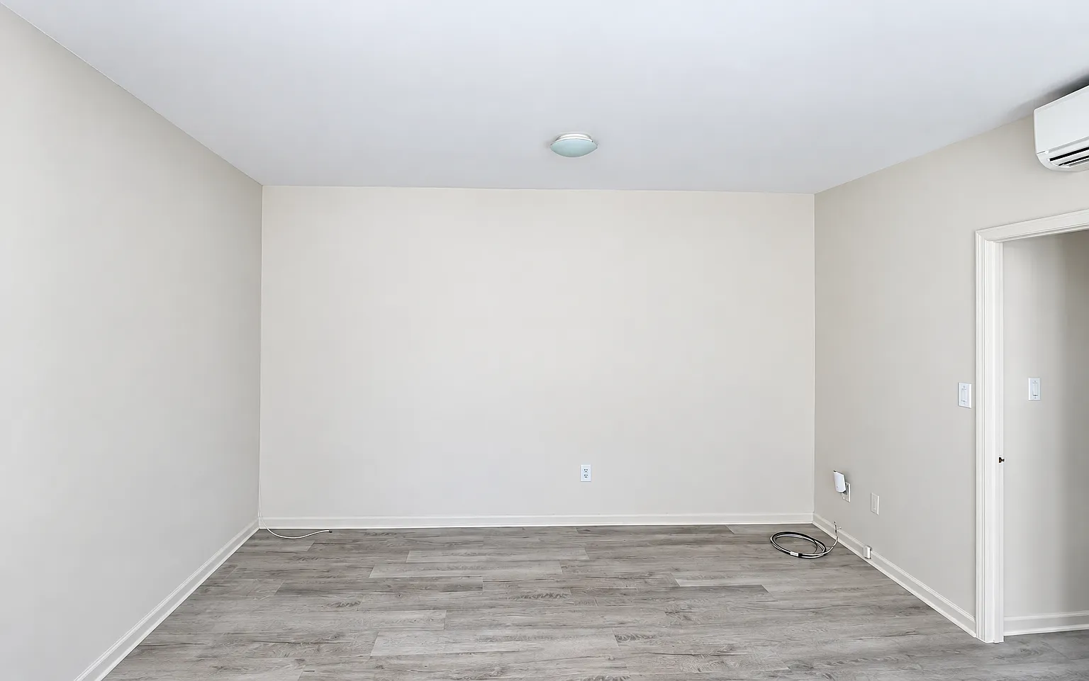 825 Caton Avenue — Photo 4
