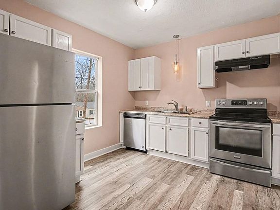 3rd image of 2047 Baker Rd NW