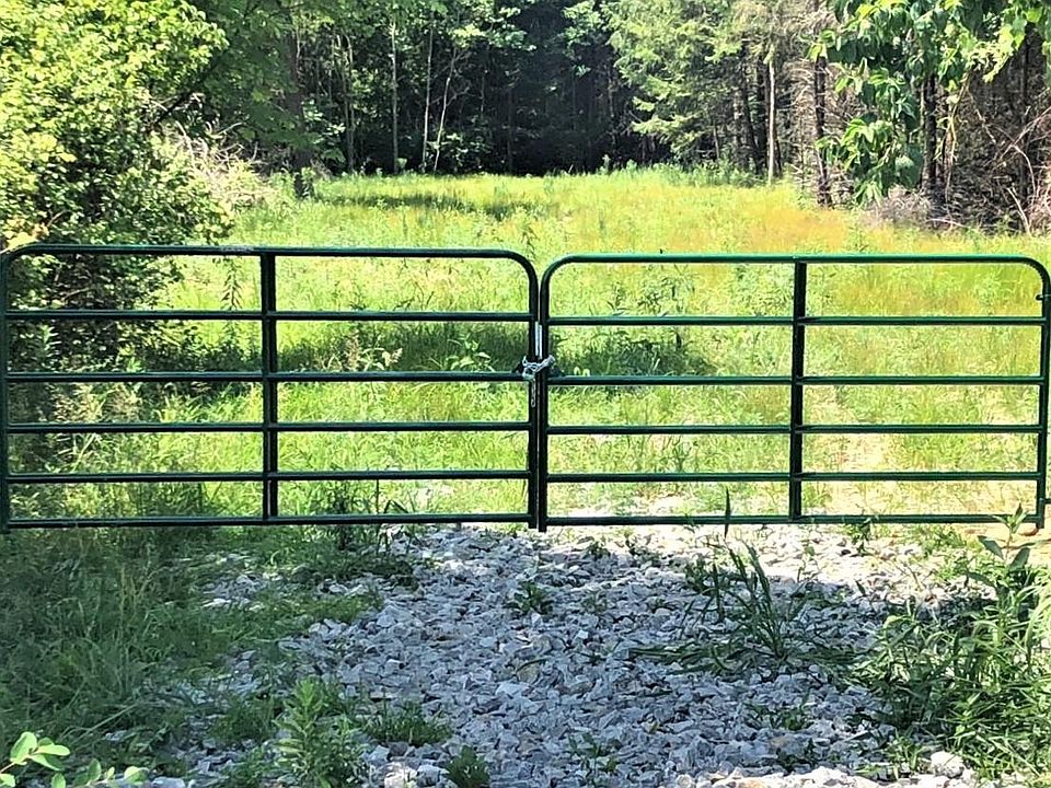 2nd image of 521 Irvin Rd