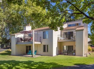 10393 SW Trapper Ter, Beaverton, OR 97008