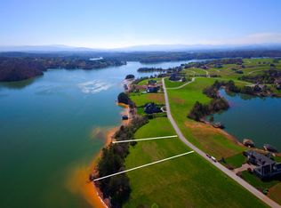 240 Bay Pointe Dr, Vonore, TN 37885