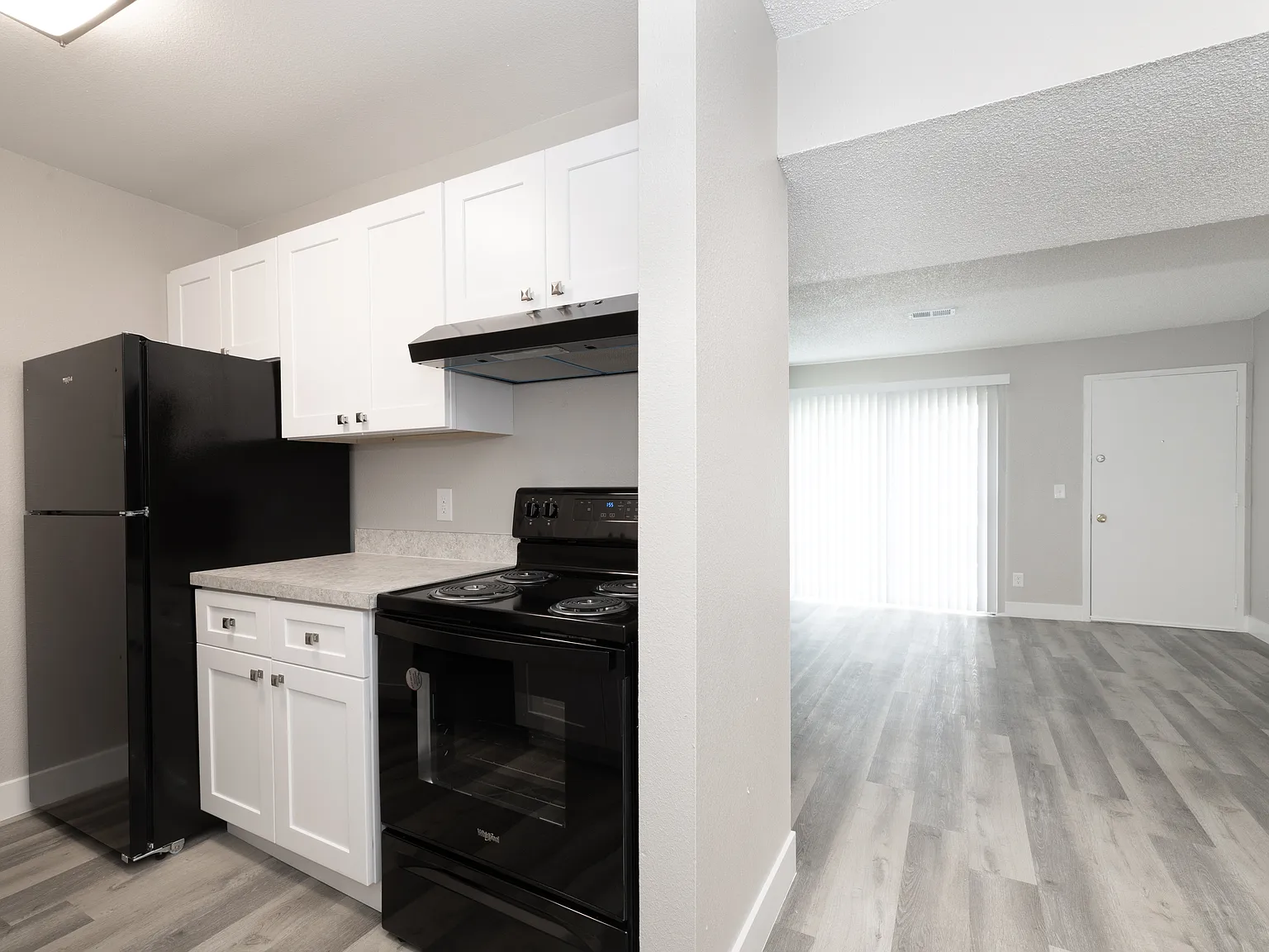 Parkview Apartments — Photo 3
