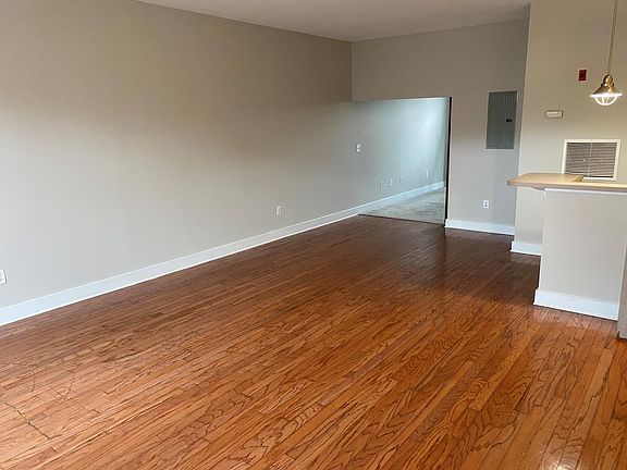 Living Area 2 - Facing Bedroom