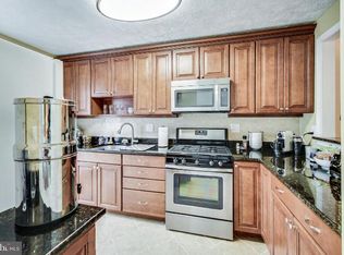 10021 Oakton Terrace Rd, Oakton, VA 22124