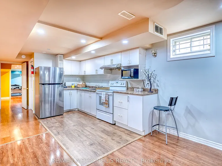 56 Hibbins Ave #BASEMENT — Photo 10