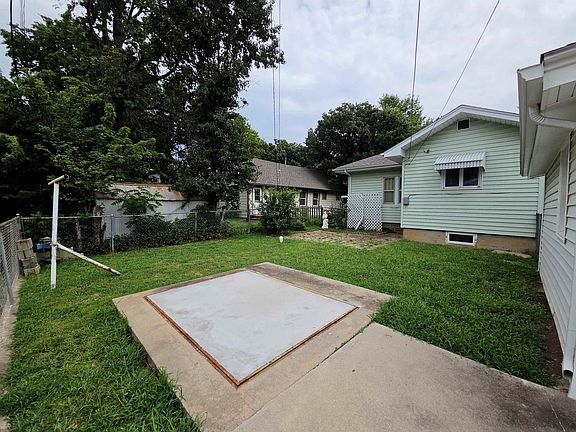 5th image of 519 N Emporia St