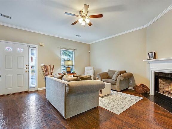 4th image of 3994 Wolcott Cir