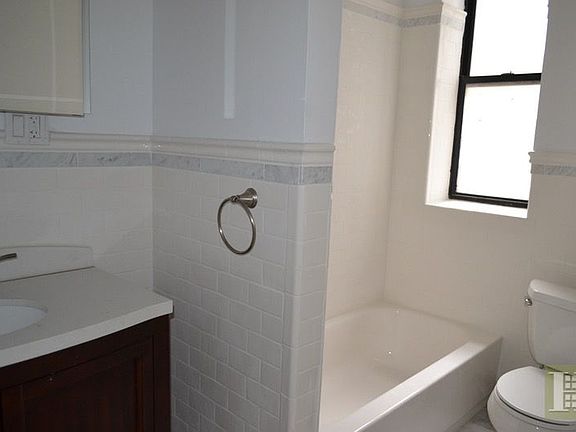 3rd image of 286 Fort Washington Ave APT 3I
