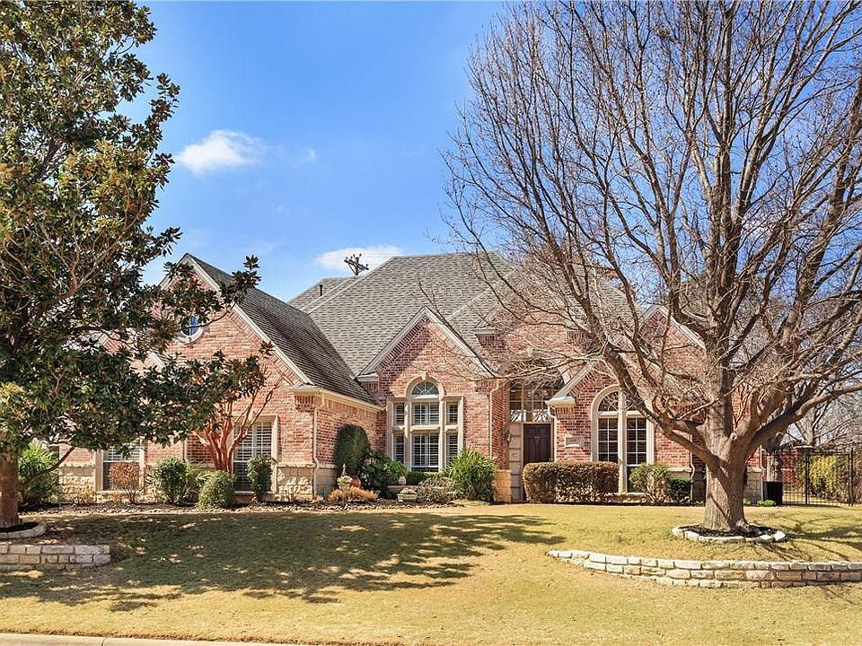 1st image of 608 Lorraine Dr