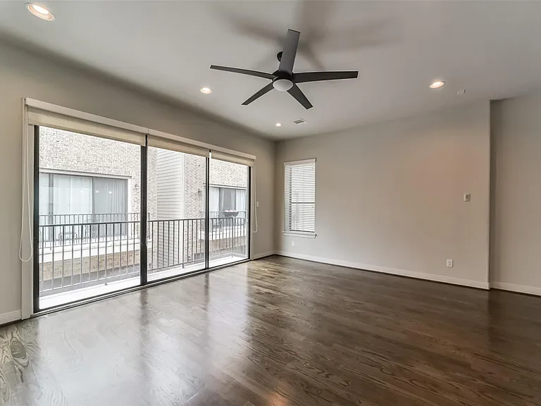5309 Petty St — Photo 9