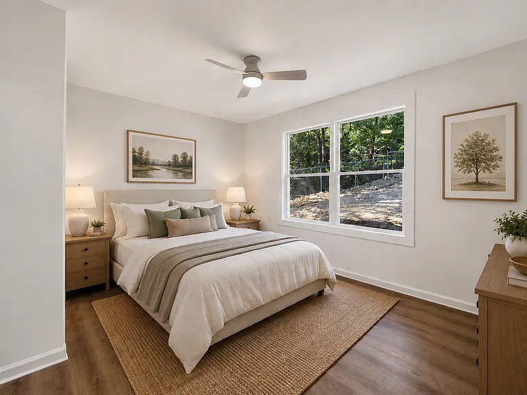 324 Walnut St — Photo 8