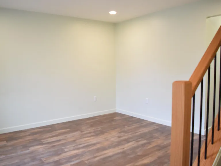 44 W Green St — Photo 12