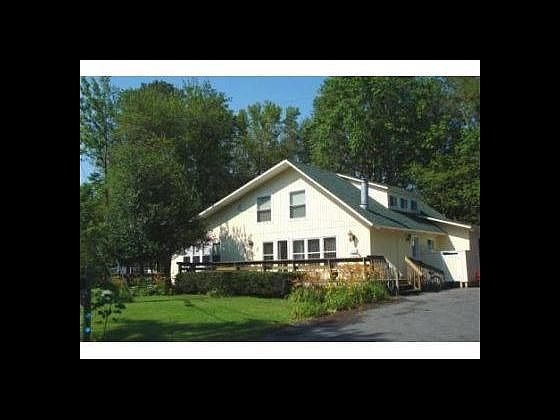 1st image of 523 Fairway Dr