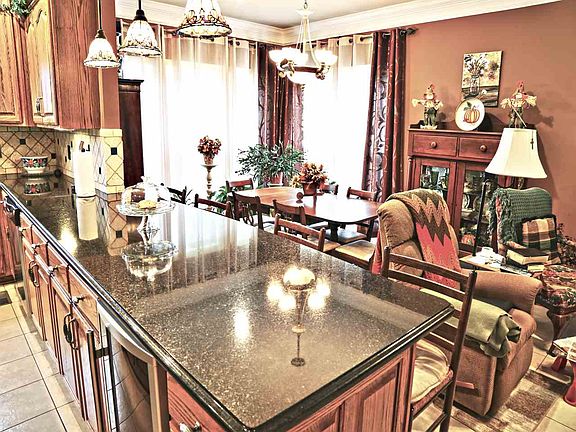 5th image of 222 Bellemeade Dr