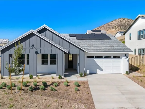 30105 Hillside Pl, Castaic, CA 91384