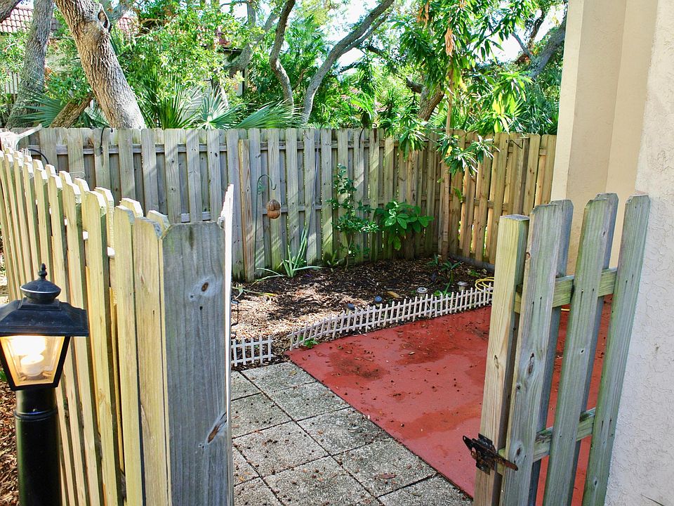 1st image of 8732 Croton Ct #8732