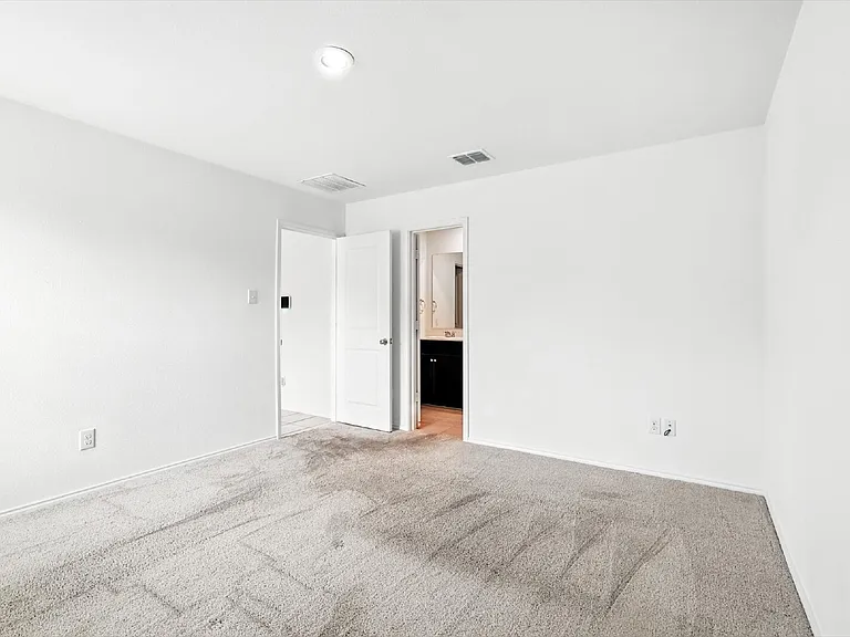 1653 Bluffview Dr — Photo 19