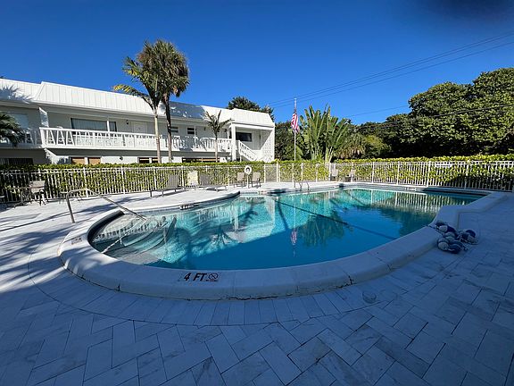5th image of 6600 N Ocean Blvd #4