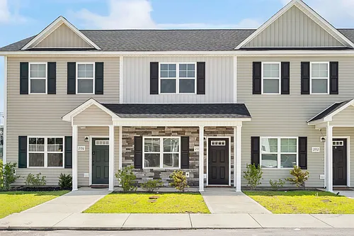 204 Alexa Pl Photo 1
