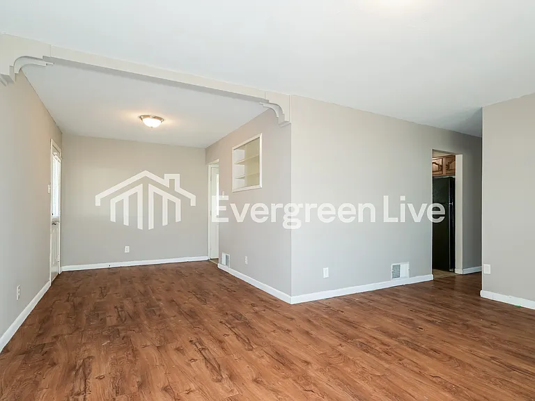 1220 S Waterford Dr — Photo 3