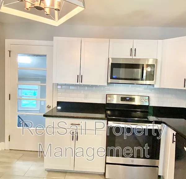 10 Westlawn Dr — Photo 9