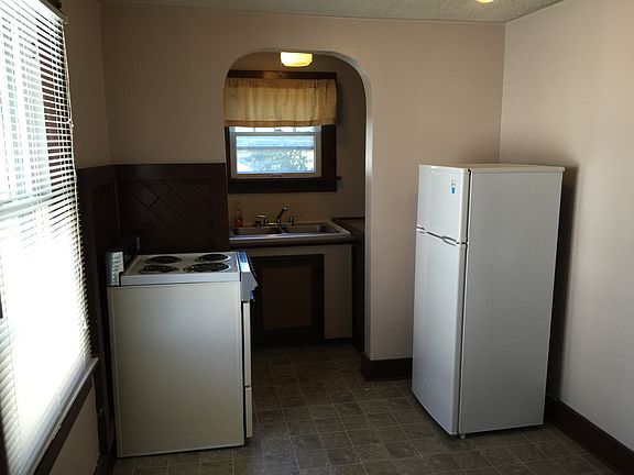 5th image of 316 E Pease Ave APT 3