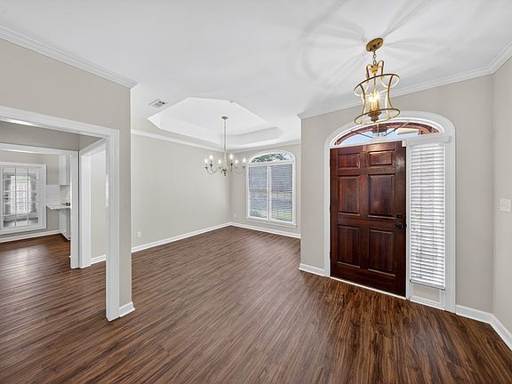 4th image of 103 Worthington Pl
