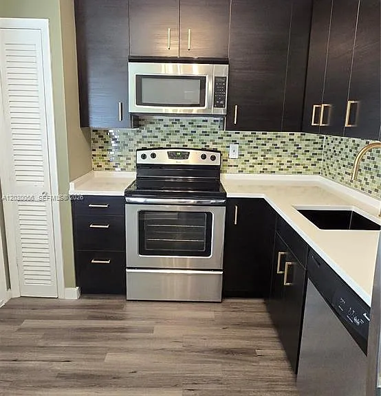 1201 NE 191st St #G306 — Photo 4