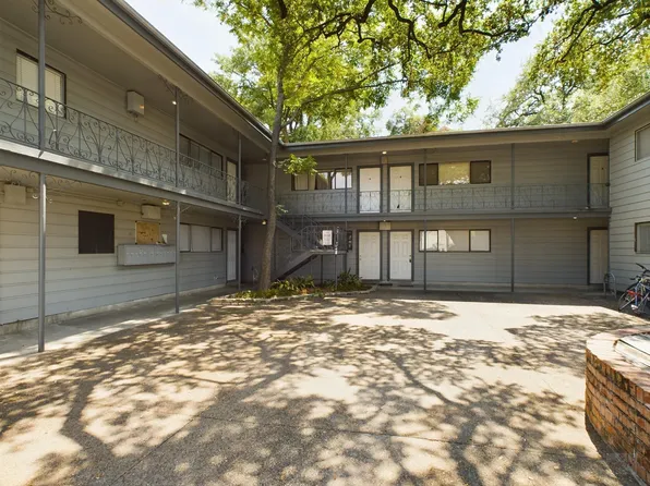 803 W 28th St APT 206, Austin, TX 78705