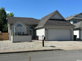 371 Sunchase Ct, Carson City, NV 89701