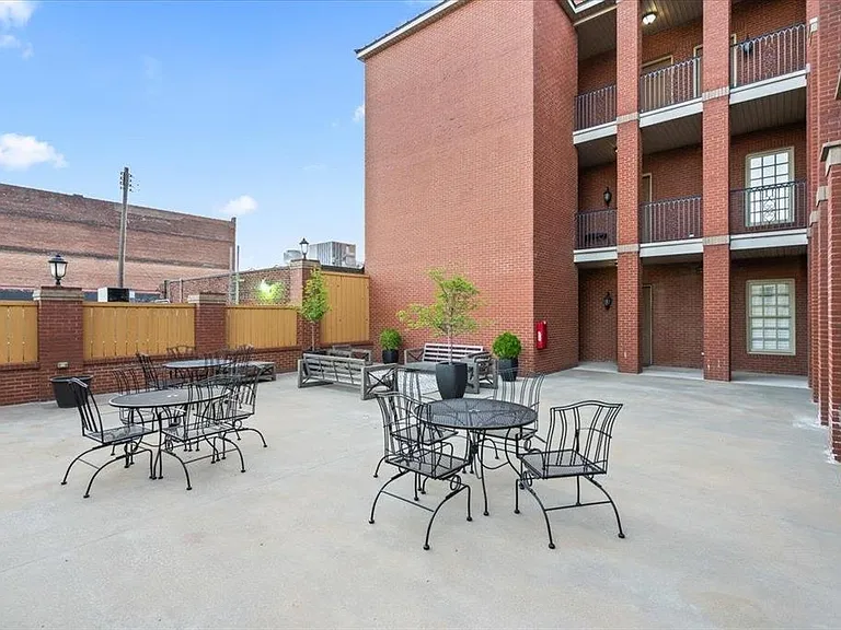 65 E Pontotoc Ave #301 — Photo 37