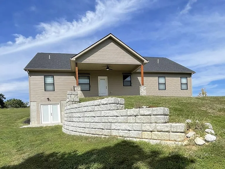 25 Gregory Michael Ln — Photo 4